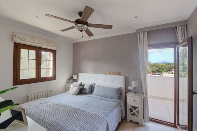 4 soveværelse Villa til salg i Son Ferrer, Calvià med swimmingpool - € 990.000 (Ref: 8636128)