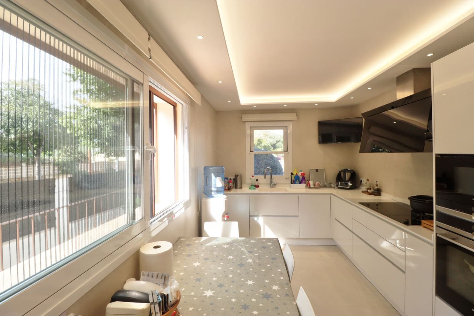 4 soveværelse Villa til salg i Son Ferrer med swimmingpool - € 990.000 (Ref: 8636128)