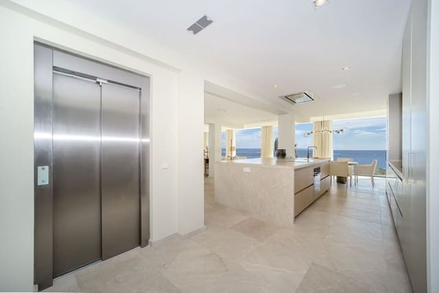 4 soveværelse Lejlighed til salg i Illetas, Calvià - € 5.490.000 (Ref: 8655926)