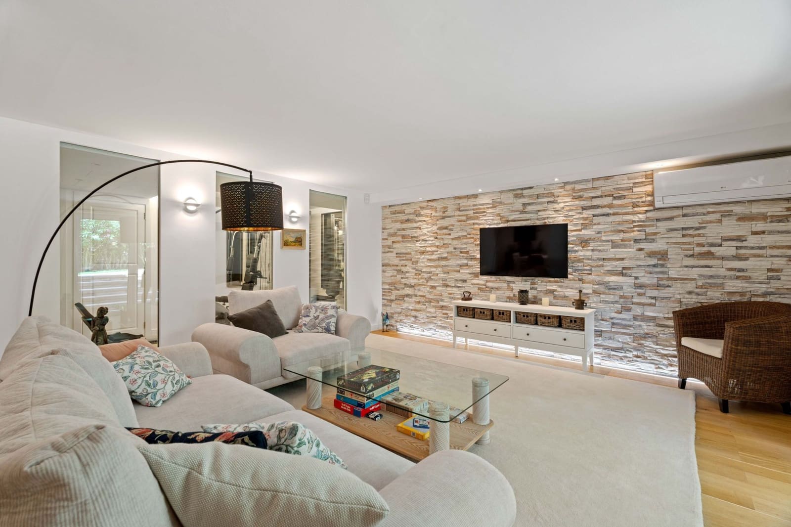 5 soveværelse Villa til salg i Calvia med swimmingpool - € 3.750.000 (Ref: 8757412)