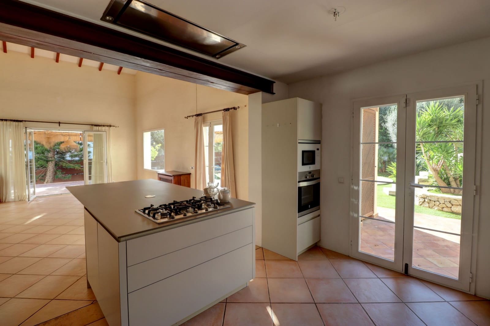 5 soverom Villa til salgs i Santa Ponsa med svømmebasseng - € 2 590 000 (Ref: 8762452)