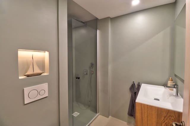 2 sovrum Lägenhet till salu i Santa Ponsa, Calvià - 695 000 € (Ref: 8763148)