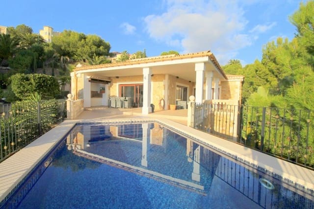 3 soverom Villa til salgs i Costa de la Calma, Calvià med svømmebasseng - € 2 550 000 (Ref: 8800567)