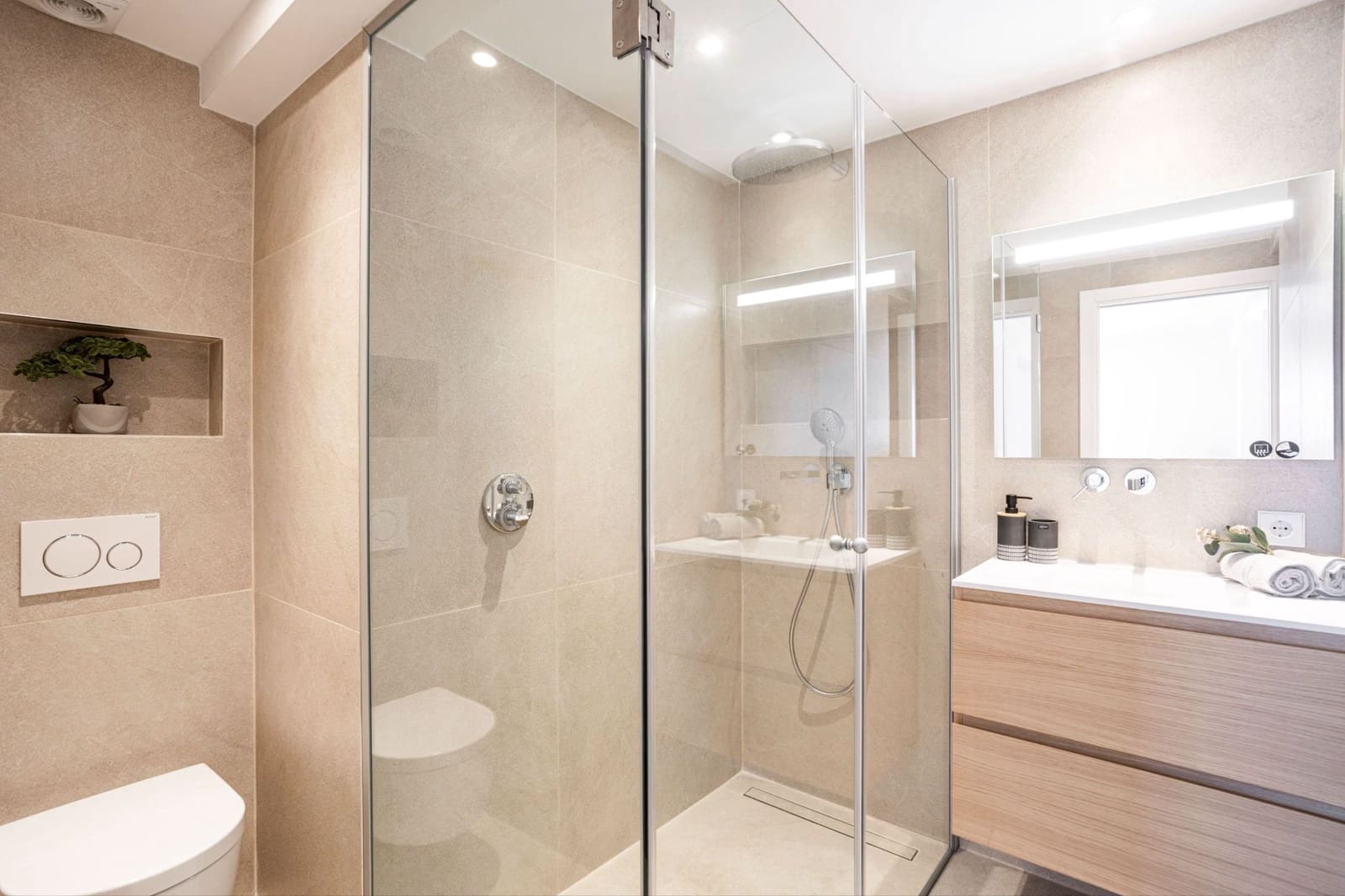 3 soveværelse Lejlighed til salg i Palmanova - € 1.195.000 (Ref: 8838130)