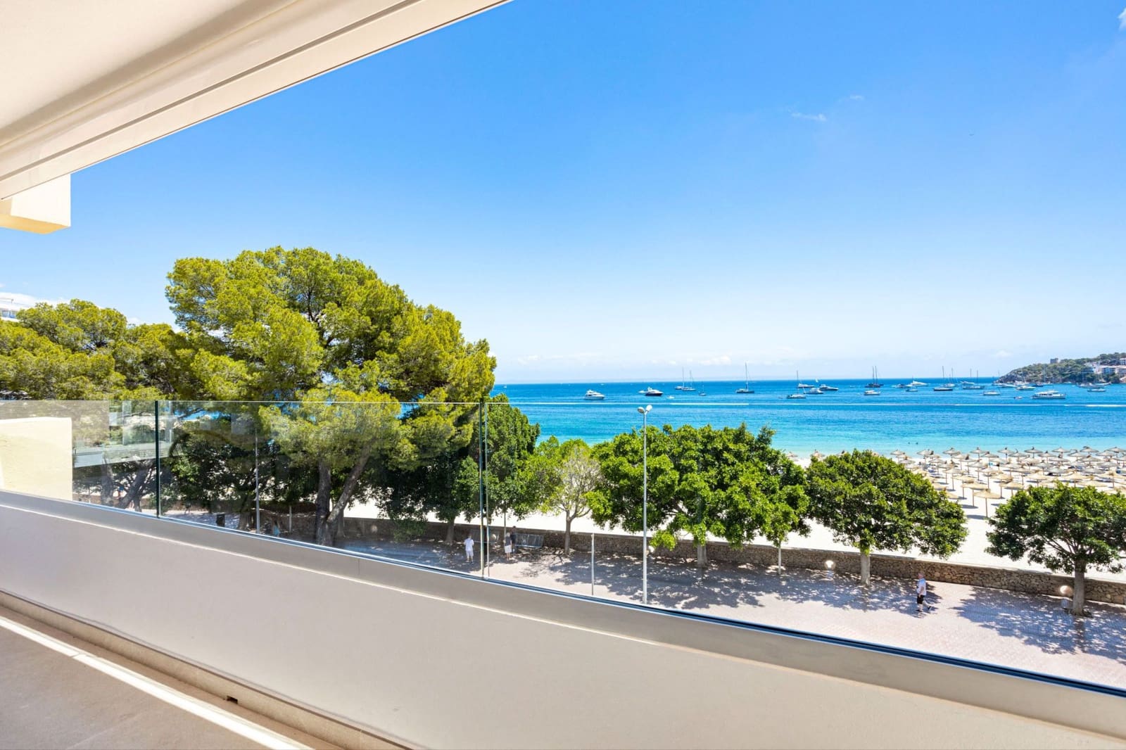 3 soveværelse Lejlighed til salg i Palmanova - € 1.195.000 (Ref: 8838130)