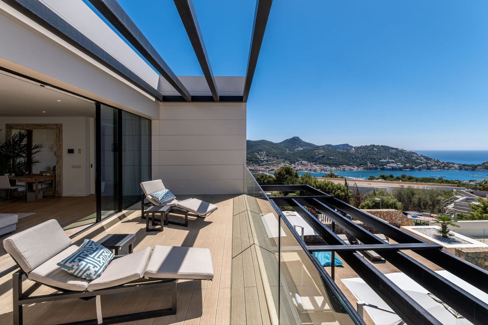 8 quarto Moradia para venda em Puerto de Andratx com piscina - 17 950 000 € (Ref: 8878684)