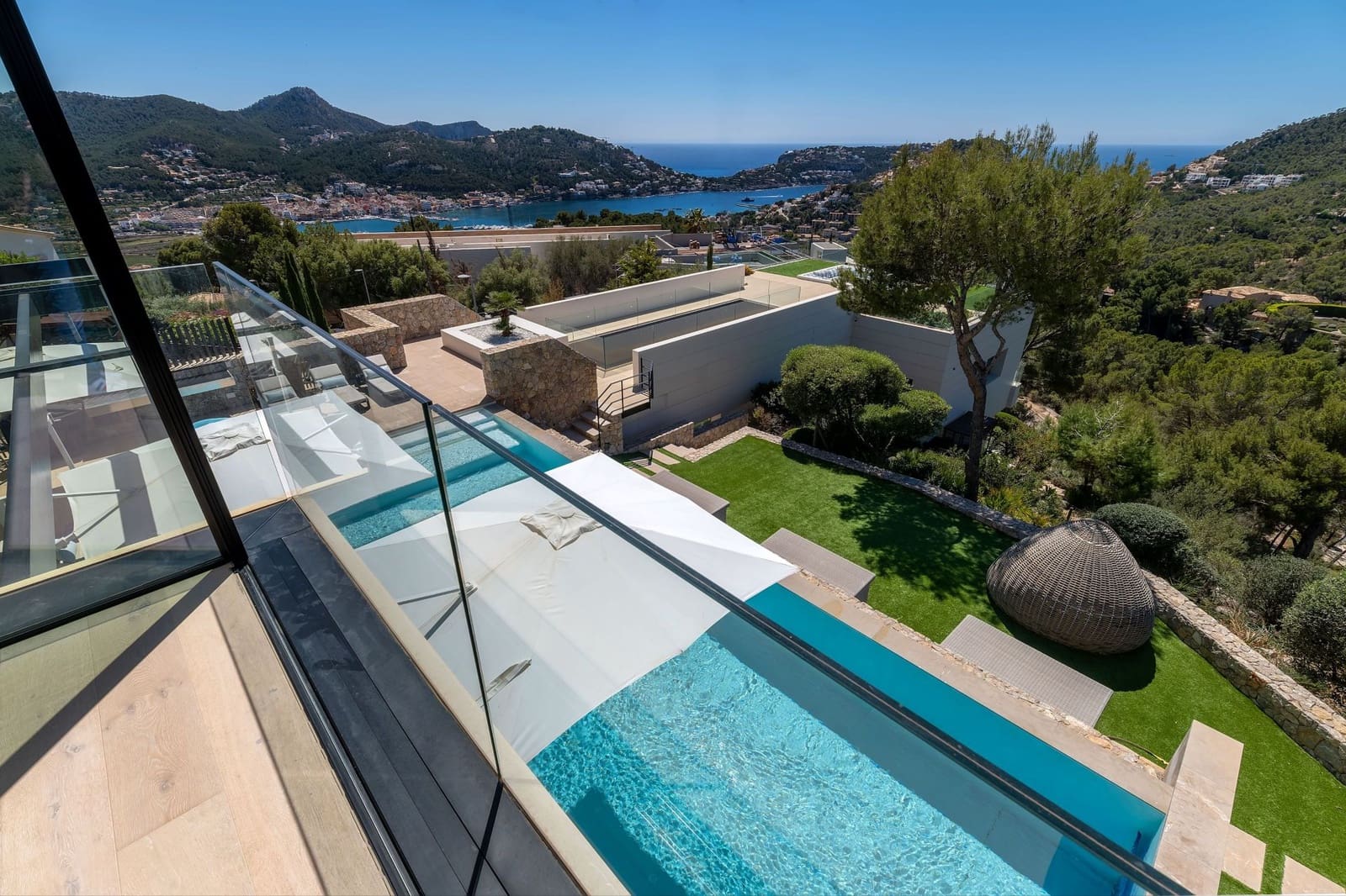 8 quarto Moradia para venda em Puerto de Andratx com piscina - 17 950 000 € (Ref: 8878684)