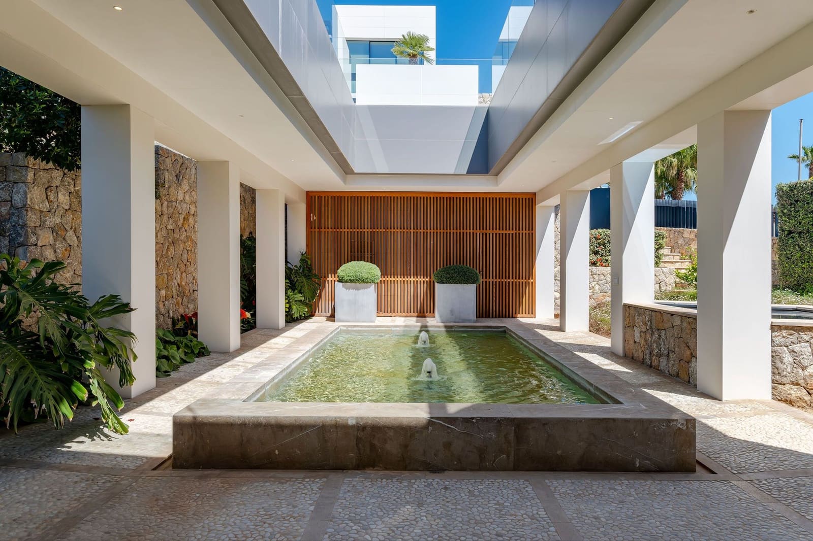 8 quarto Moradia para venda em Puerto de Andratx com piscina - 17 950 000 € (Ref: 8878684)