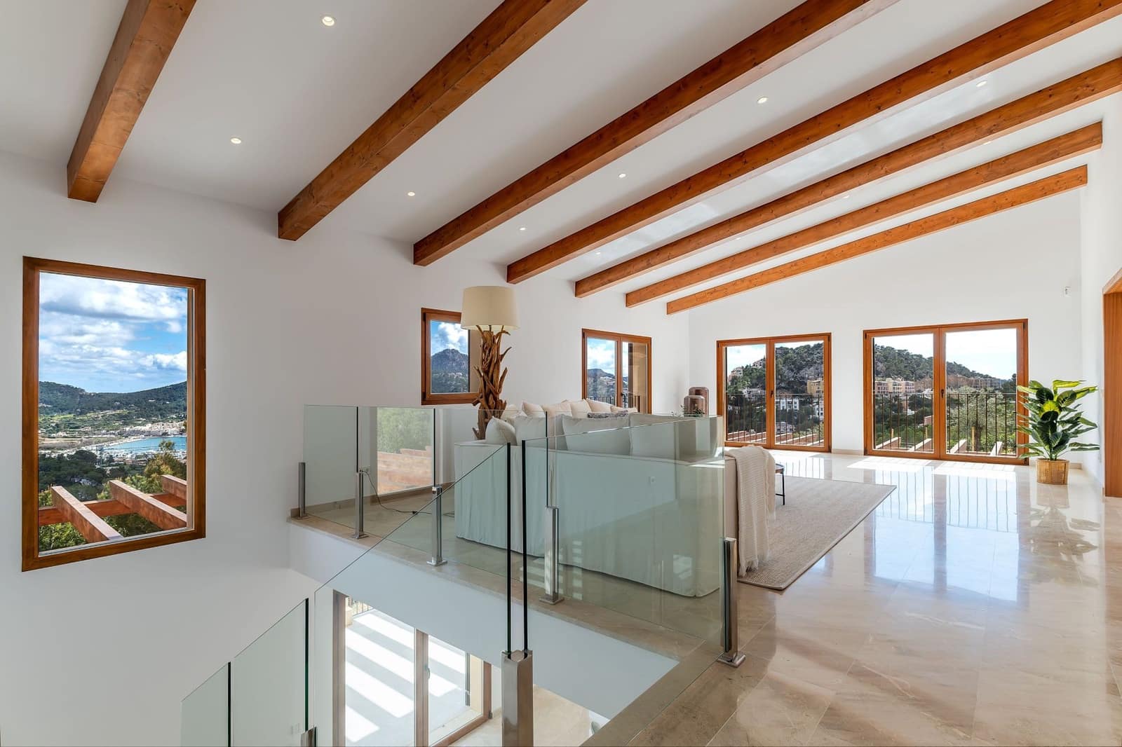 4 soveværelse Villa til salg i Puerto de Andratx med swimmingpool - € 15.750.000 (Ref: 8879287)