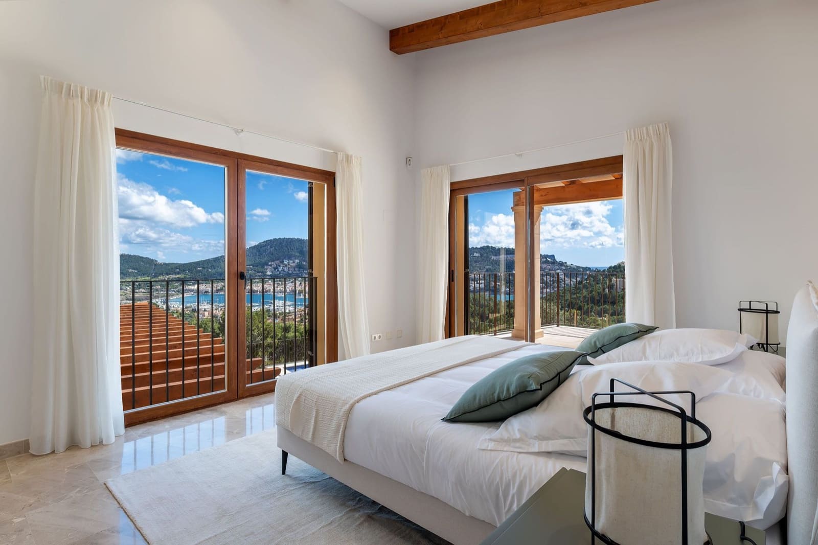 4 soveværelse Villa til salg i Puerto de Andratx med swimmingpool - € 15.750.000 (Ref: 8879287)