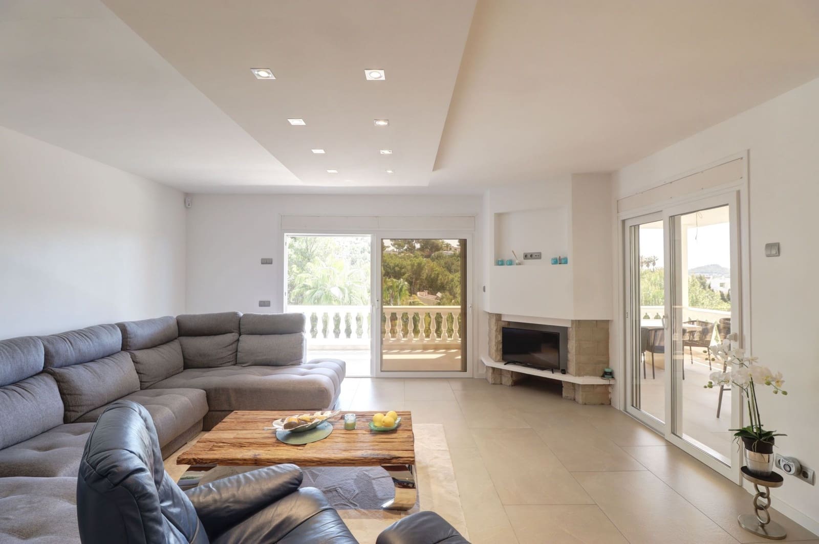 3 sypialnia Willa na sprzedaż w Costa de la Calma z basenem - 2 290 000 € (Ref: 8917561)