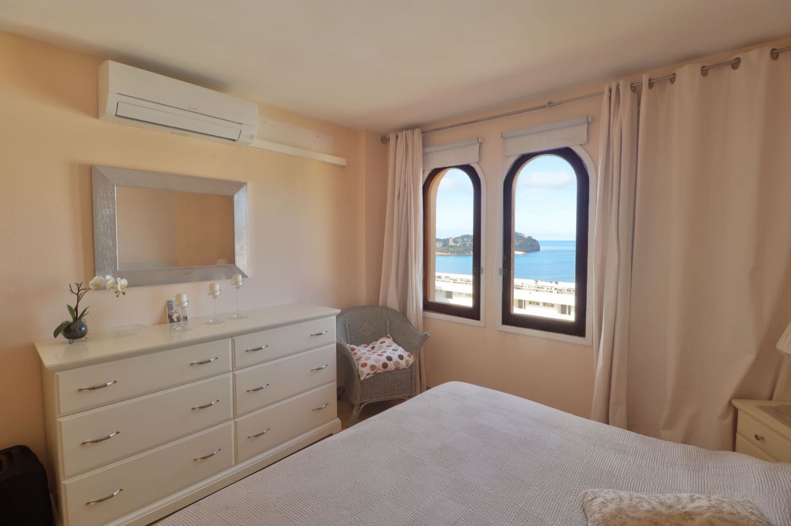 2 bedroom Penthouse for sale in Santa Ponsa with pool - € 575,000 (Ref: 8950018)