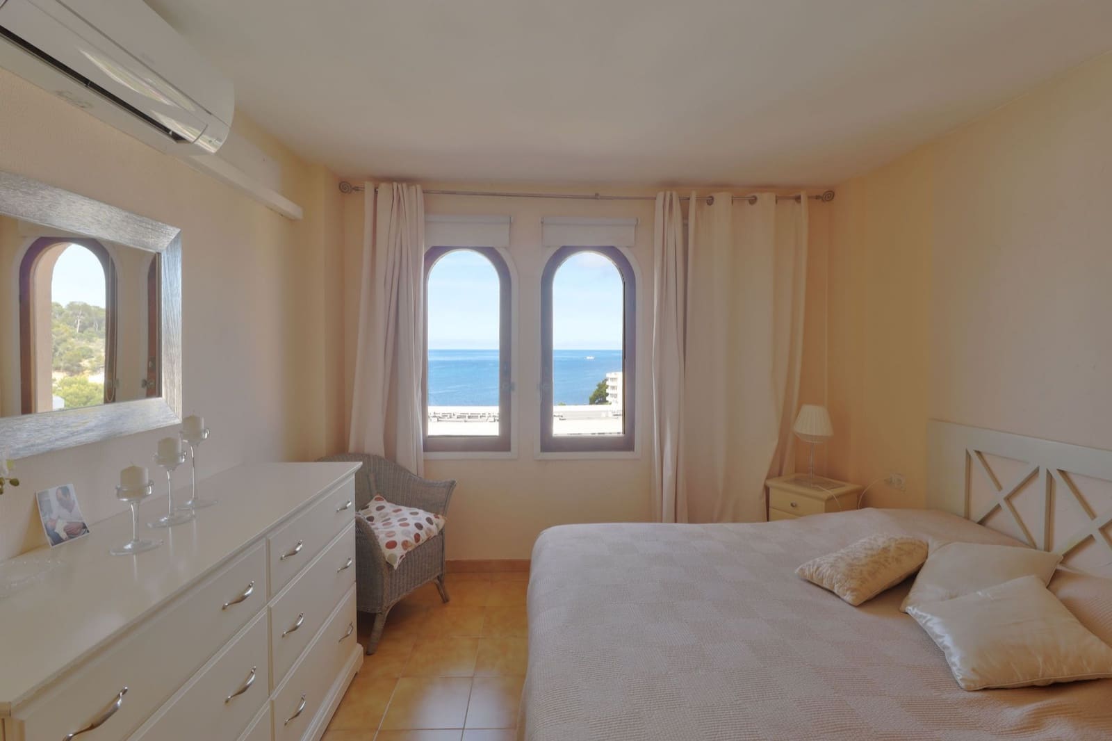 2 bedroom Penthouse for sale in Santa Ponsa with pool - € 575,000 (Ref: 8950018)