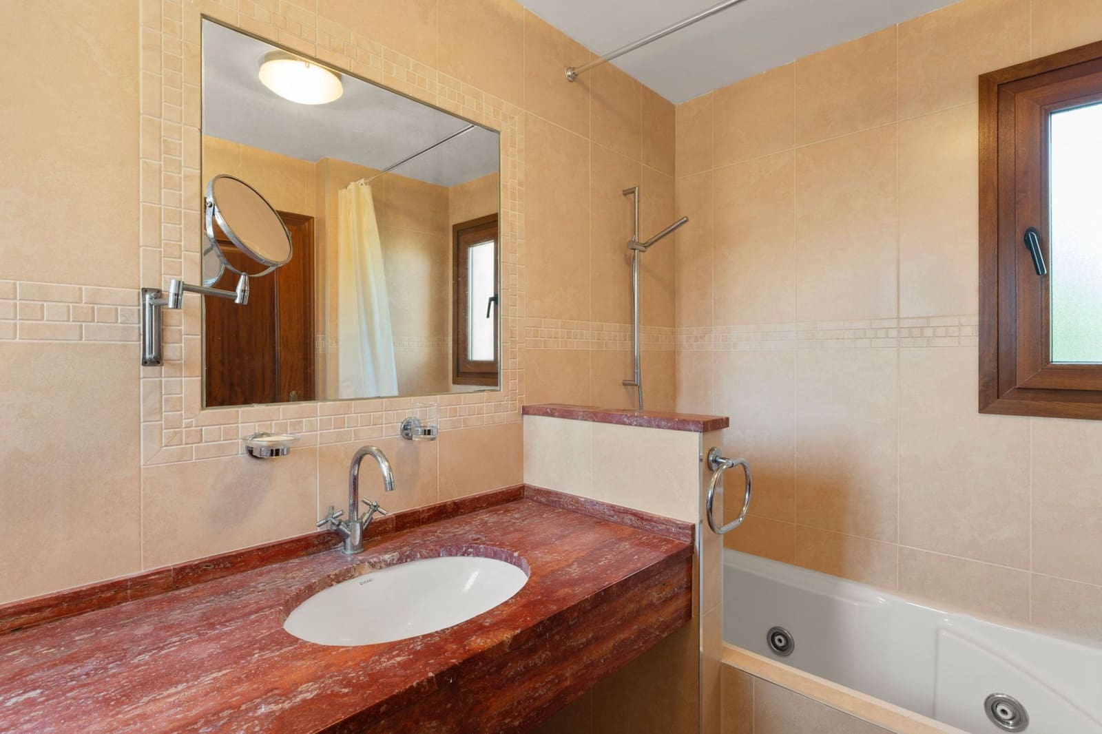 3 makuuhuone Huvila myytävänä paikassa Santa Ponsa mukana uima-altaan - 1 410 000 € (Ref: 8953675)