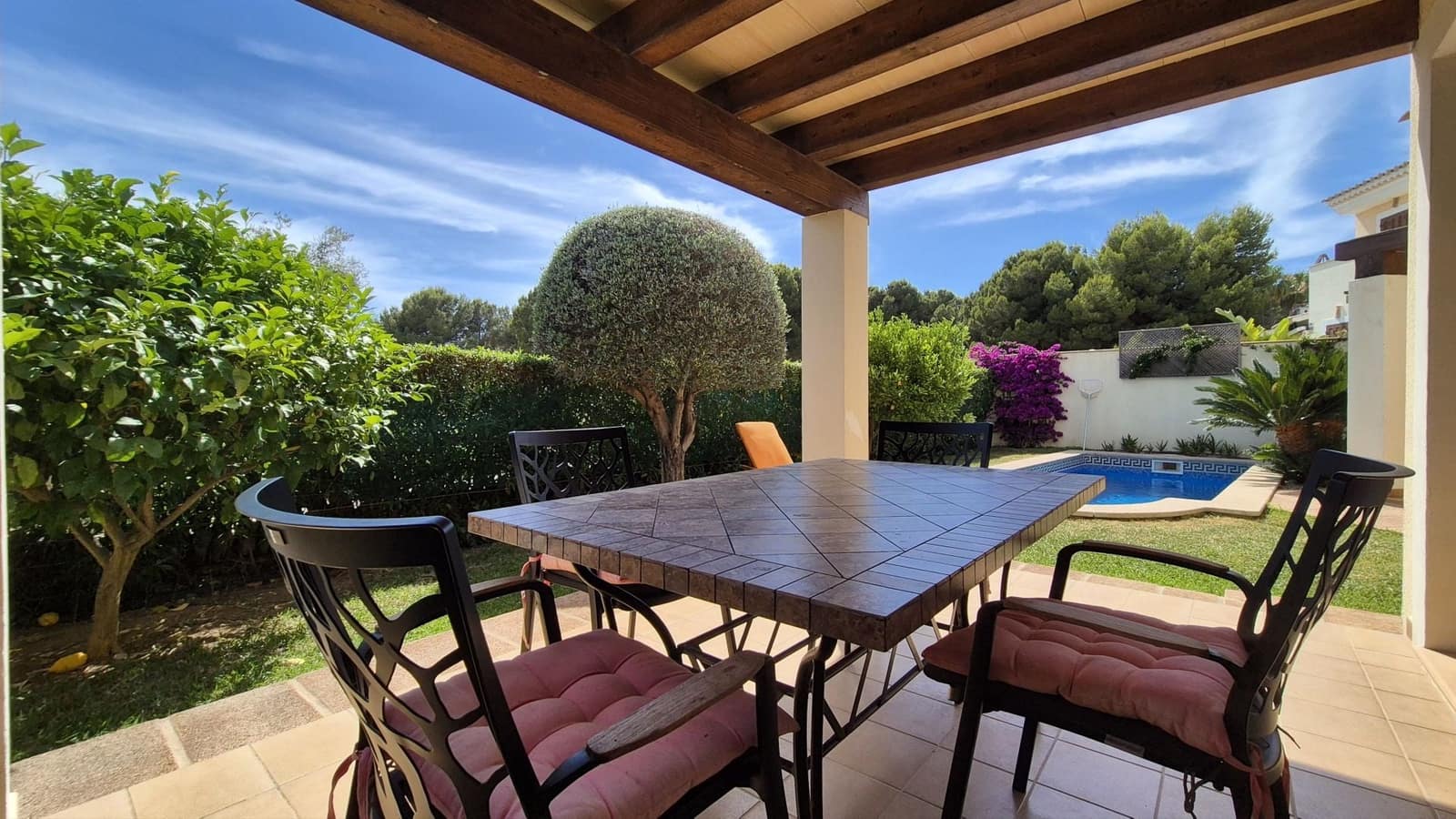 3 sovrum Villa till salu i Santa Ponsa med pool - 1 295 000 € (Ref: 8953675)