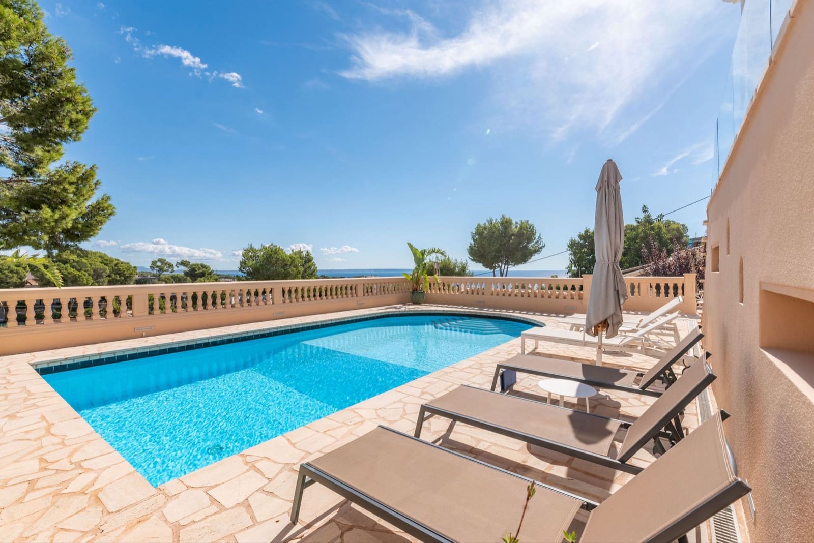 4 soveværelse Villa til salg i Costa d'en Blanes med swimmingpool - € 2.950.000 (Ref: 8971087)