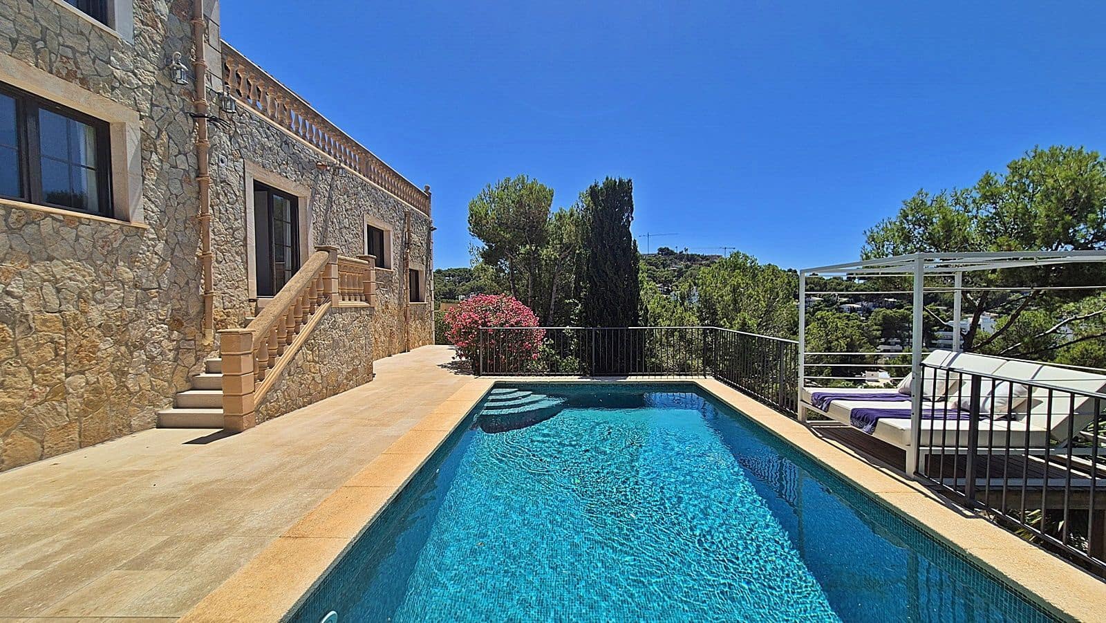 4 soveværelse Villa til salg i Costa de la Calma - € 2.490.000 (Ref: 9132033)