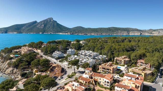 3 soveværelse Lejlighed til salg i Sant Elm, Andratx med swimmingpool - € 725.000 (Ref: 9133593)