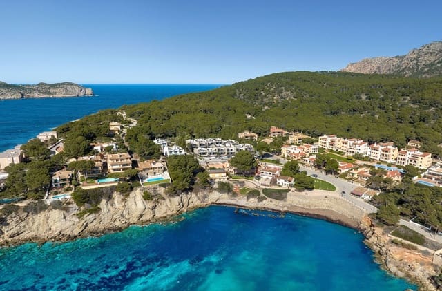 3 soveværelse Lejlighed til salg i Sant Elm, Andratx med swimmingpool - € 725.000 (Ref: 9133593)