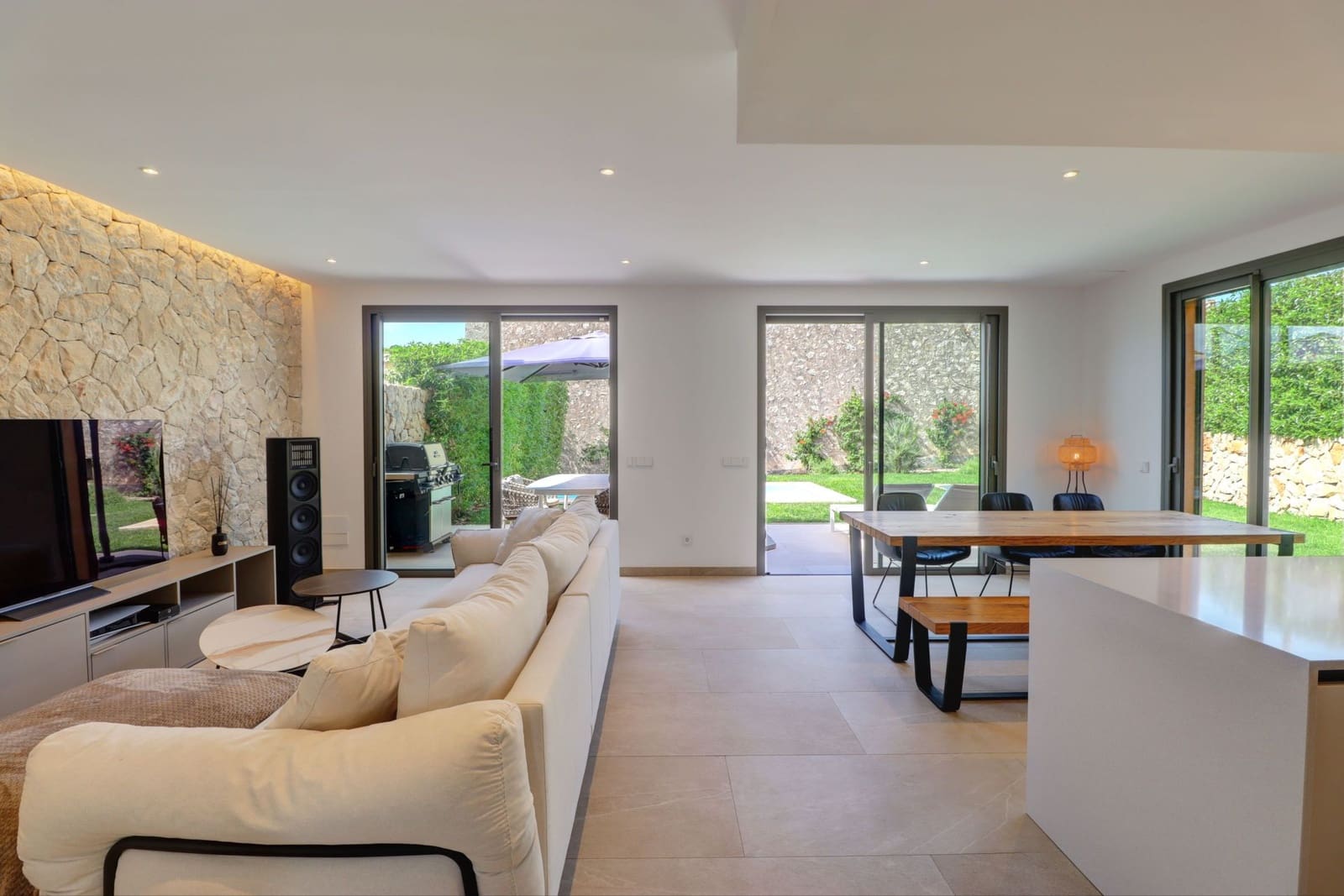 3 chambre Villa/Maison Semi-Mitoyenne à vendre à Es Capdella avec piscine - 1 200 000 € (Ref: 9160512)