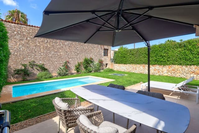 3 bedroom Semi-detached Villa for sale in Es Capdella, Calvià with pool - € 1,200,000 (Ref: 9160512)