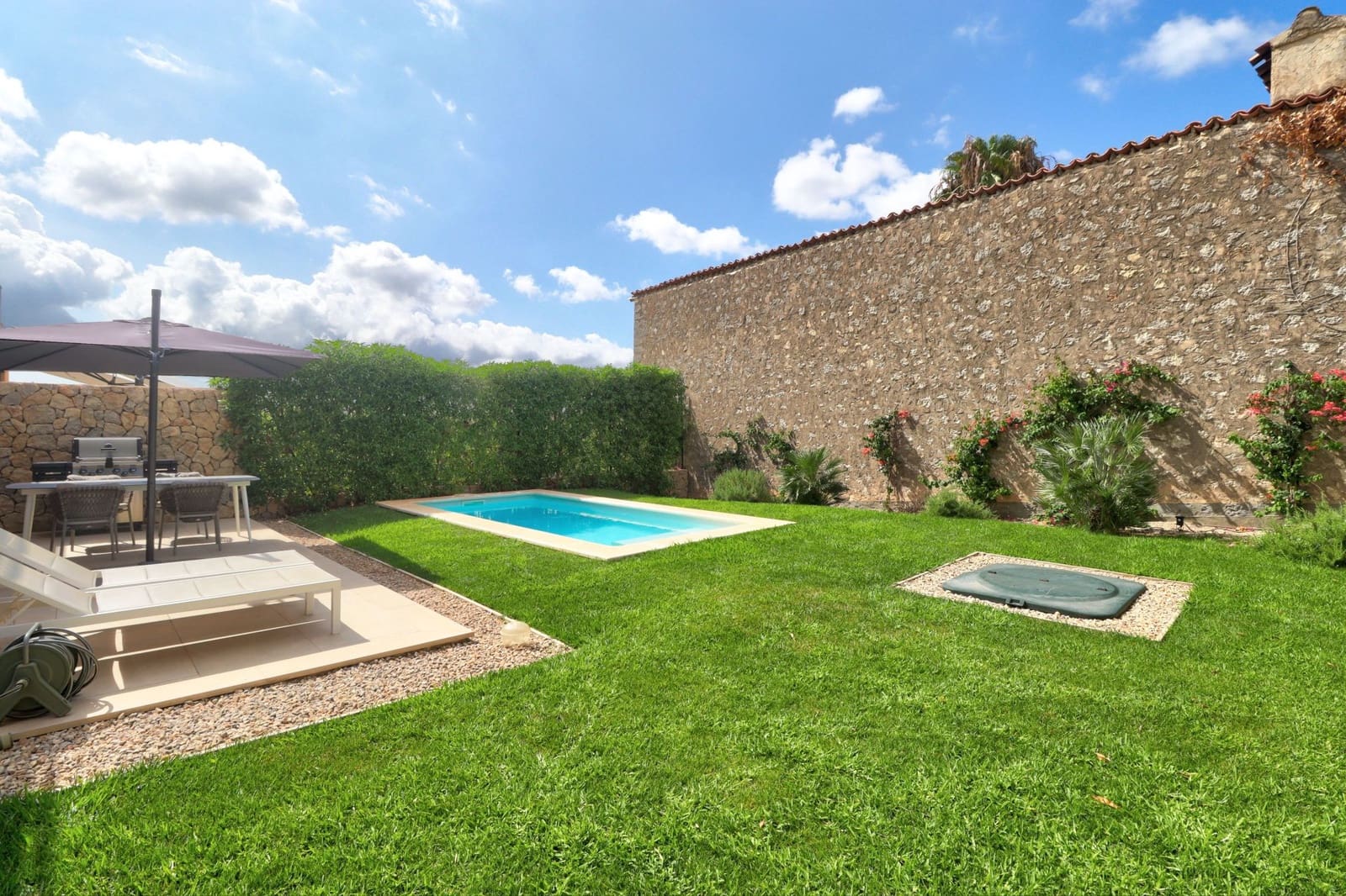 3 chambre Villa/Maison Semi-Mitoyenne à vendre à Es Capdella avec piscine - 1 200 000 € (Ref: 9160512)