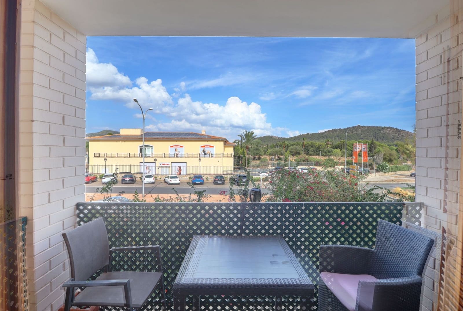 2 bedroom Apartment for sale in Santa Ponsa with pool - € 370,000 (Ref: 9197420)