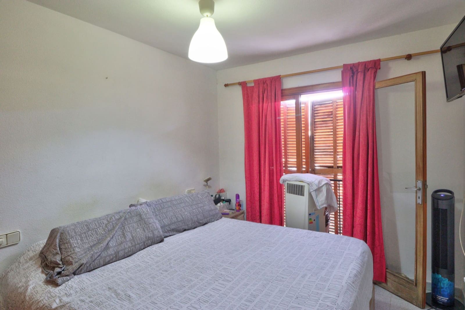 2 bedroom Apartment for sale in Santa Ponsa with pool - € 370,000 (Ref: 9197420)