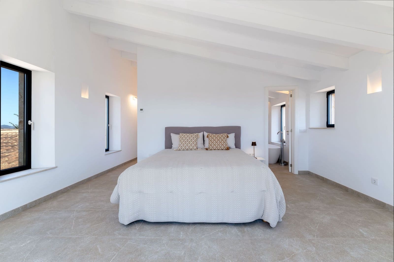 4 quarto Quinta/Casa Rural para venda em Ses Salines com piscina - 3 690 000 € (Ref: 9204146)