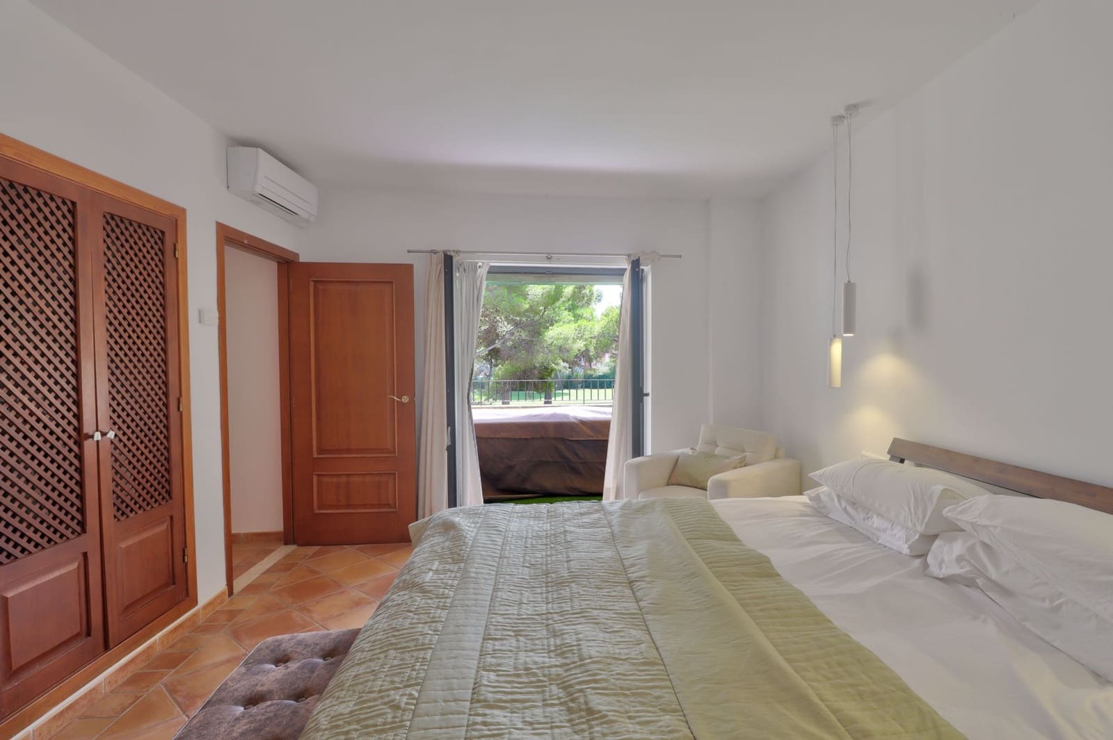 4 sovrum Villa till salu i Santa Ponsa med pool - 1 495 000 € (Ref: 9205281)