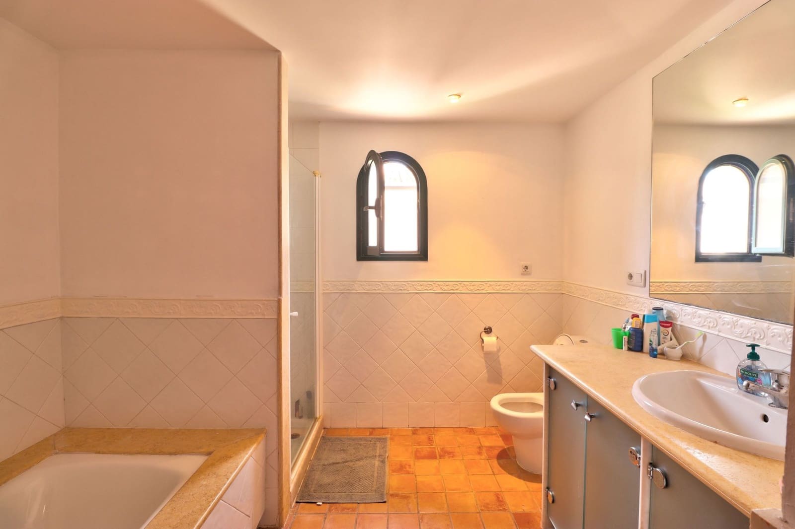 4 sovrum Villa till salu i Santa Ponsa med pool - 1 495 000 € (Ref: 9205281)