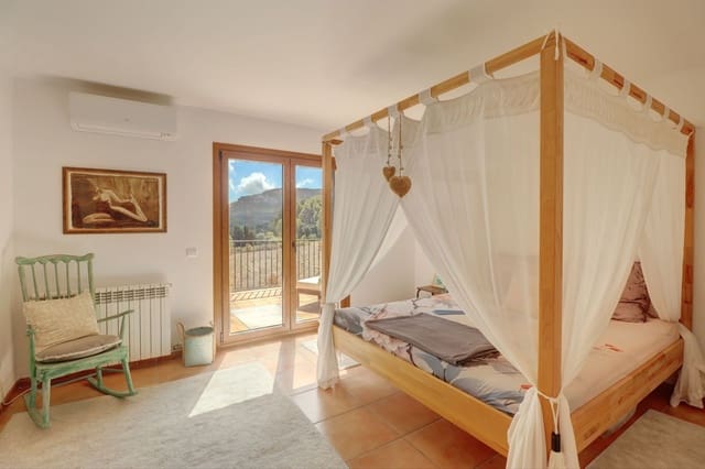 5 chambre Maison de Ville à vendre à Puigpunyent avec piscine - 895 000 € (Ref: 9232095)