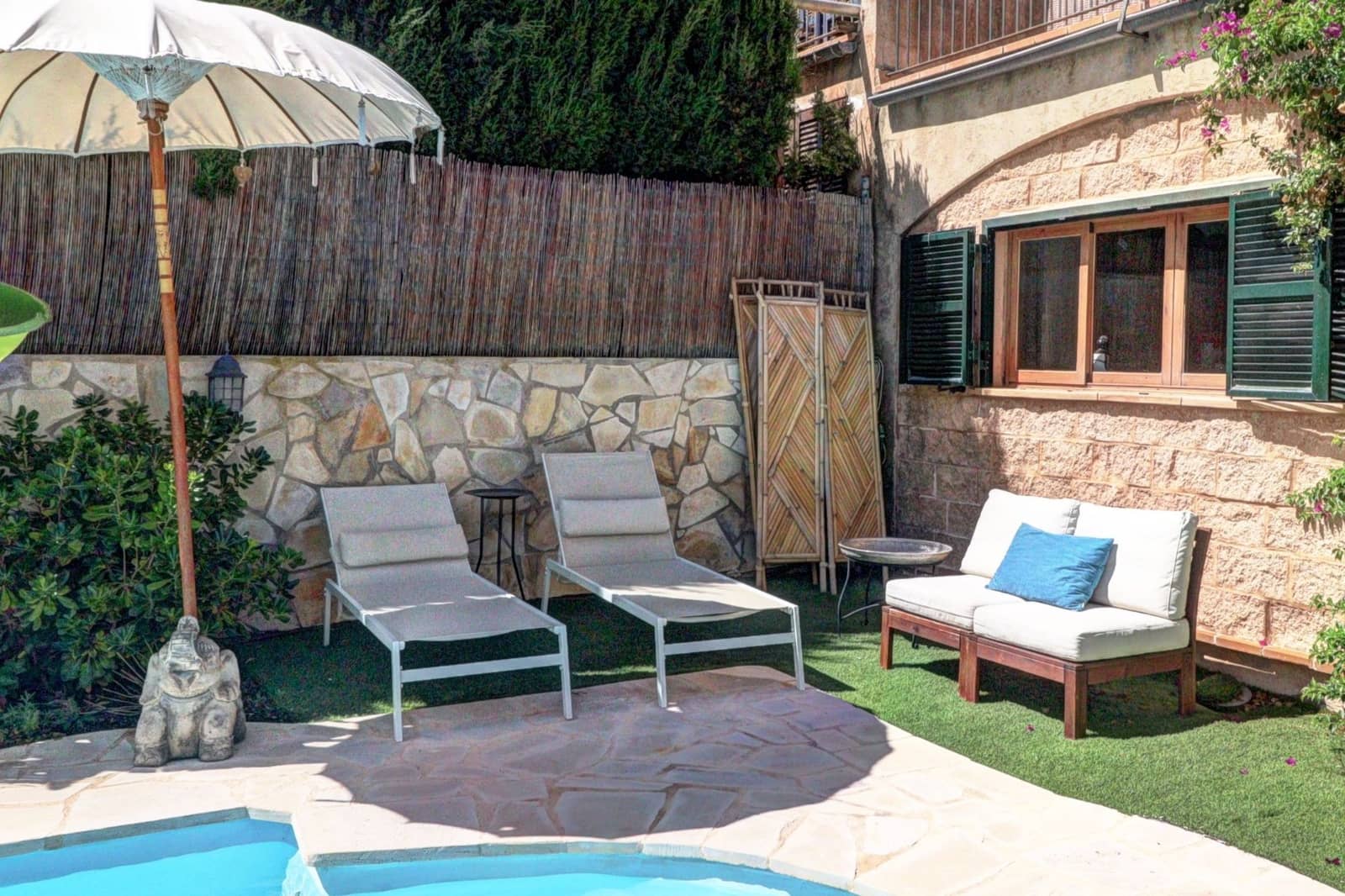 5 soveværelse Byhus til salg i Puigpunyent med swimmingpool - € 895.000 (Ref: 9232095)