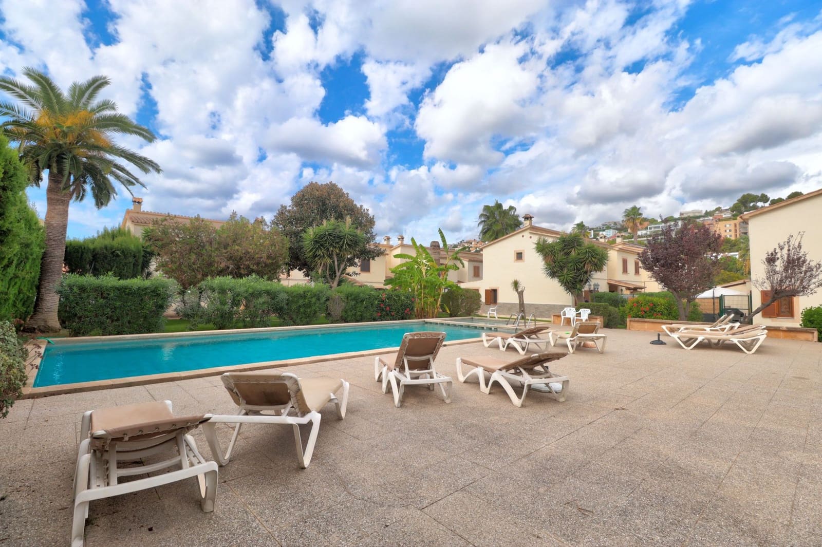 2 soveværelse Byhus til salg i Santa Ponsa med swimmingpool - € 650.000 (Ref: 9269060)