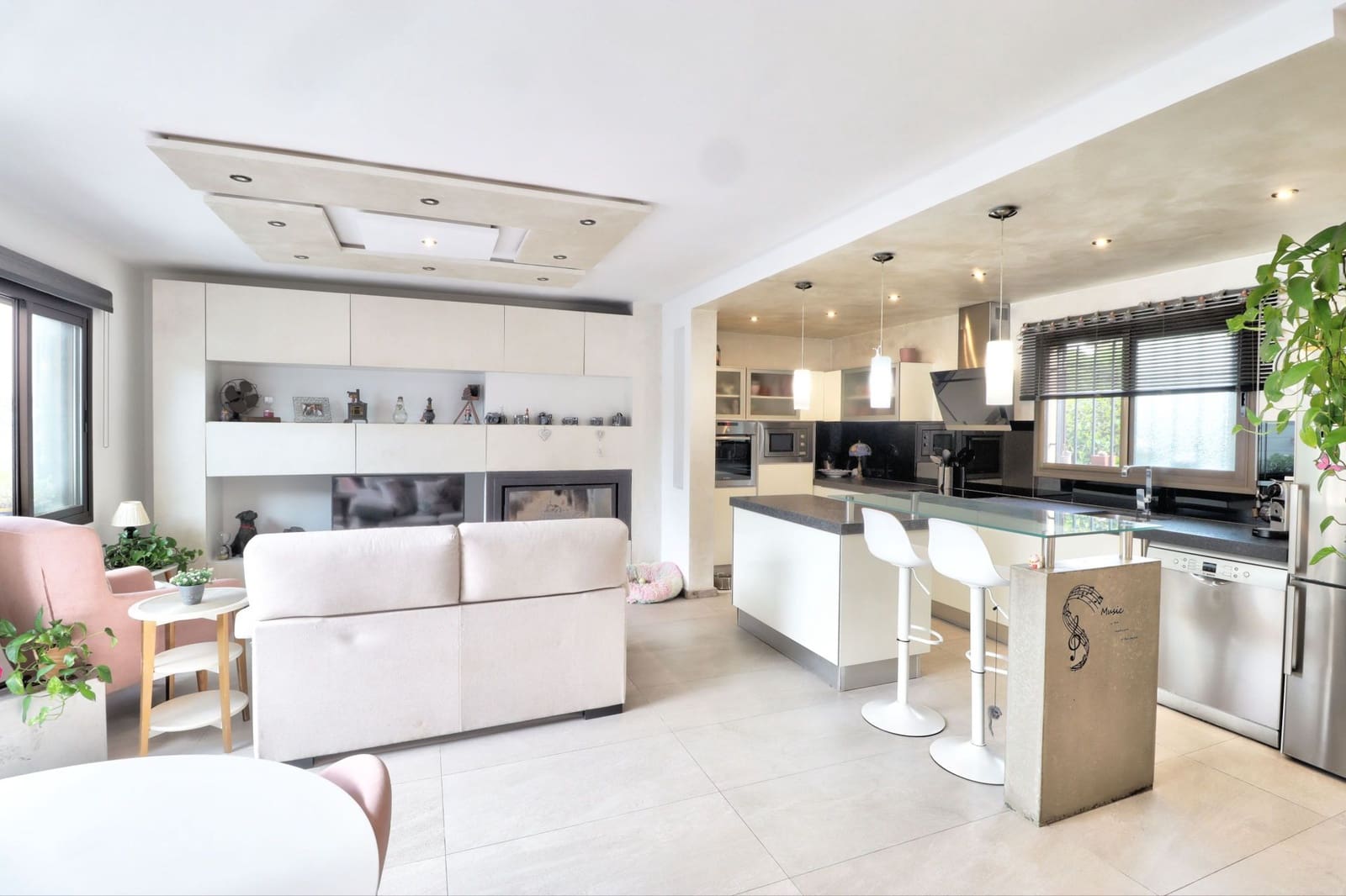 2 soveværelse Byhus til salg i Santa Ponsa med swimmingpool - € 650.000 (Ref: 9269060)