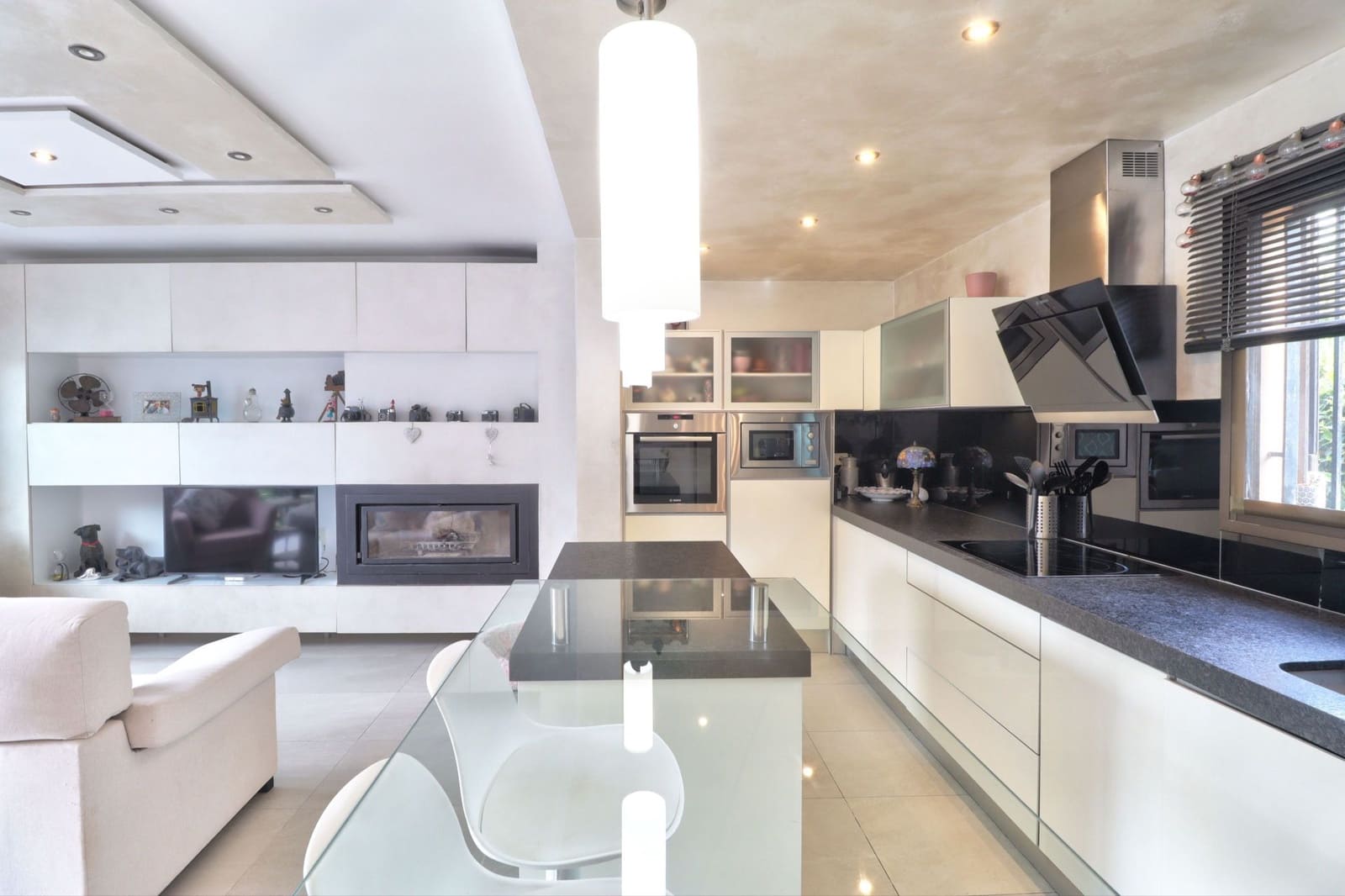 2 soveværelse Byhus til salg i Santa Ponsa med swimmingpool - € 650.000 (Ref: 9269060)