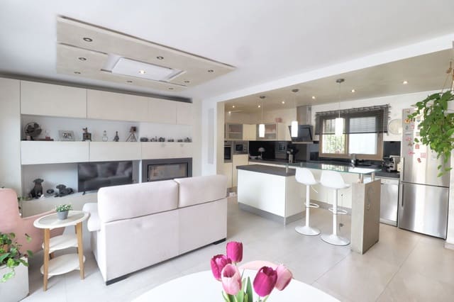 2 soverom Hus til salgs i Santa Ponsa, Calvià med svømmebasseng - € 650 000 (Ref: 9269060)