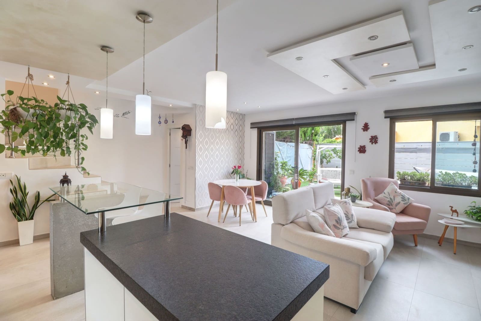 2 soveværelse Byhus til salg i Santa Ponsa med swimmingpool - € 650.000 (Ref: 9269060)