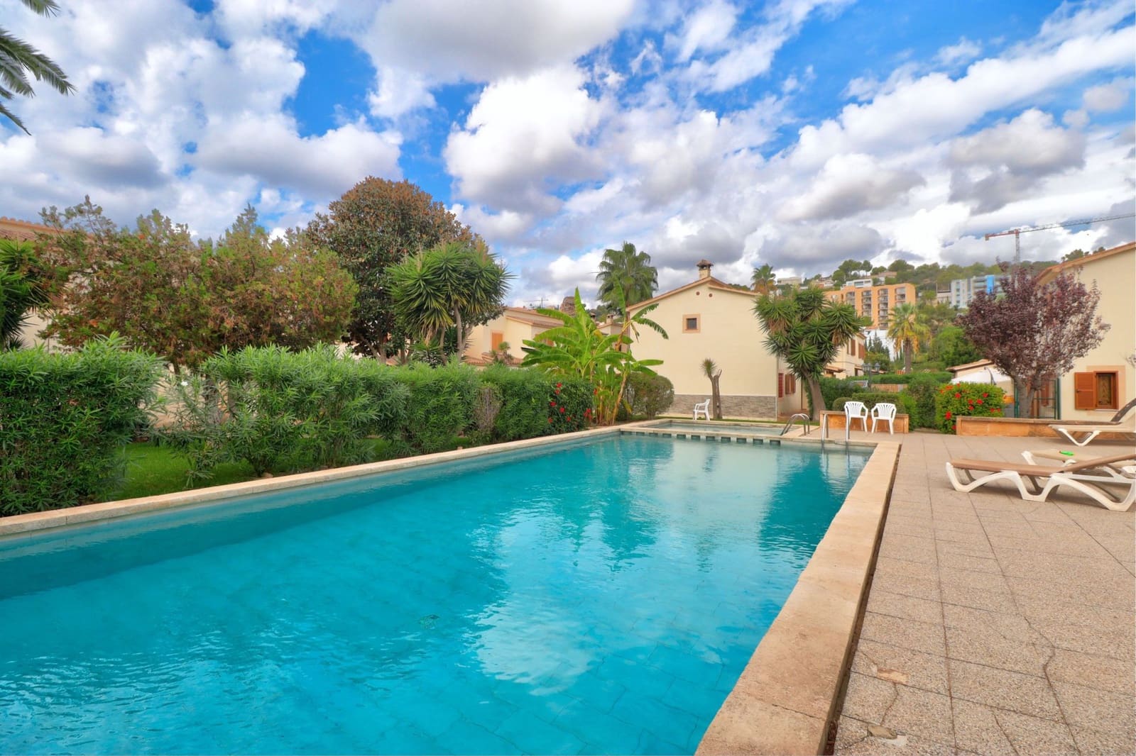 2 soveværelse Byhus til salg i Santa Ponsa med swimmingpool - € 650.000 (Ref: 9269060)