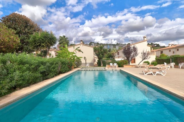 2 soverom Hus til salgs i Santa Ponsa, Calvià med svømmebasseng - € 650 000 (Ref: 9269060)