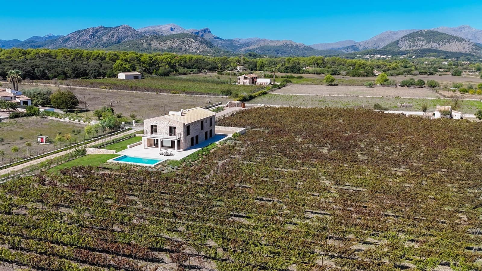 4 slaapkamer Finca/Landhuis te koop in Alcudia - € 4.200.000 (Ref: 9296315)