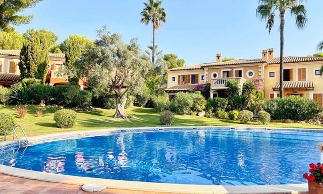 3 soveværelse Byhus til salg i Santa Ponsa, Calvià med swimmingpool - € 995.000 (Ref: 9309263)
