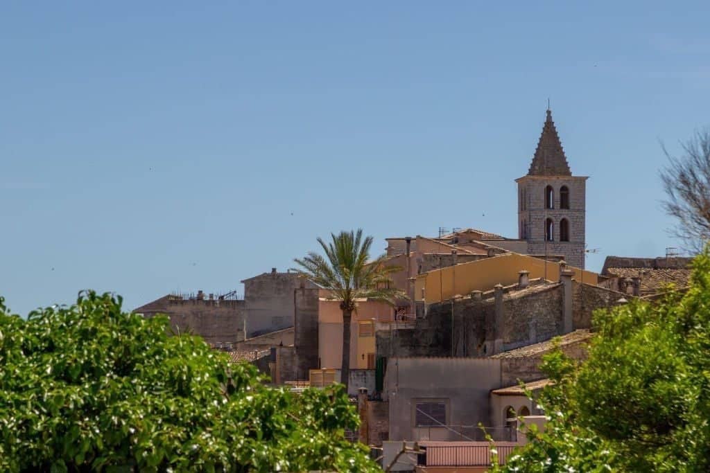 Grunde uden byggetilladelser til salg i Campanet - € 1.050.000 (Ref: 9325428)