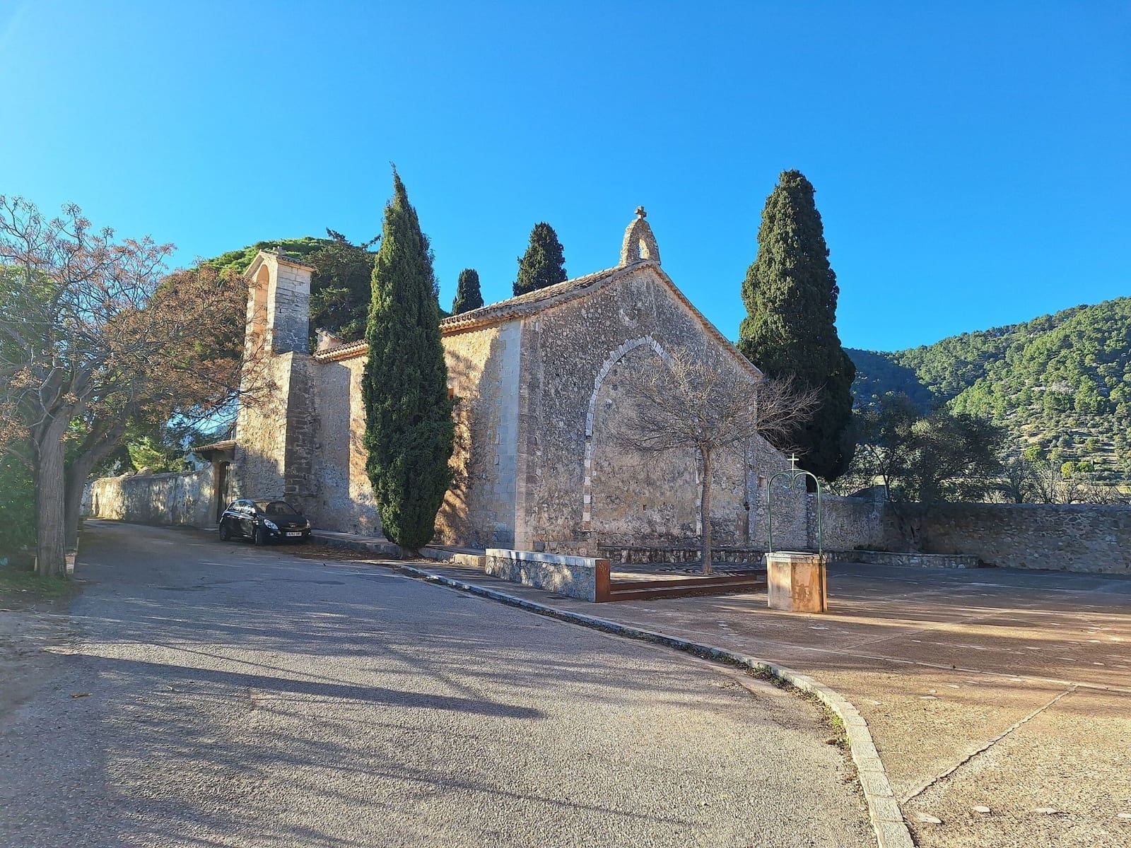 Grunde uden byggetilladelser til salg i Campanet - € 1.050.000 (Ref: 9325428)