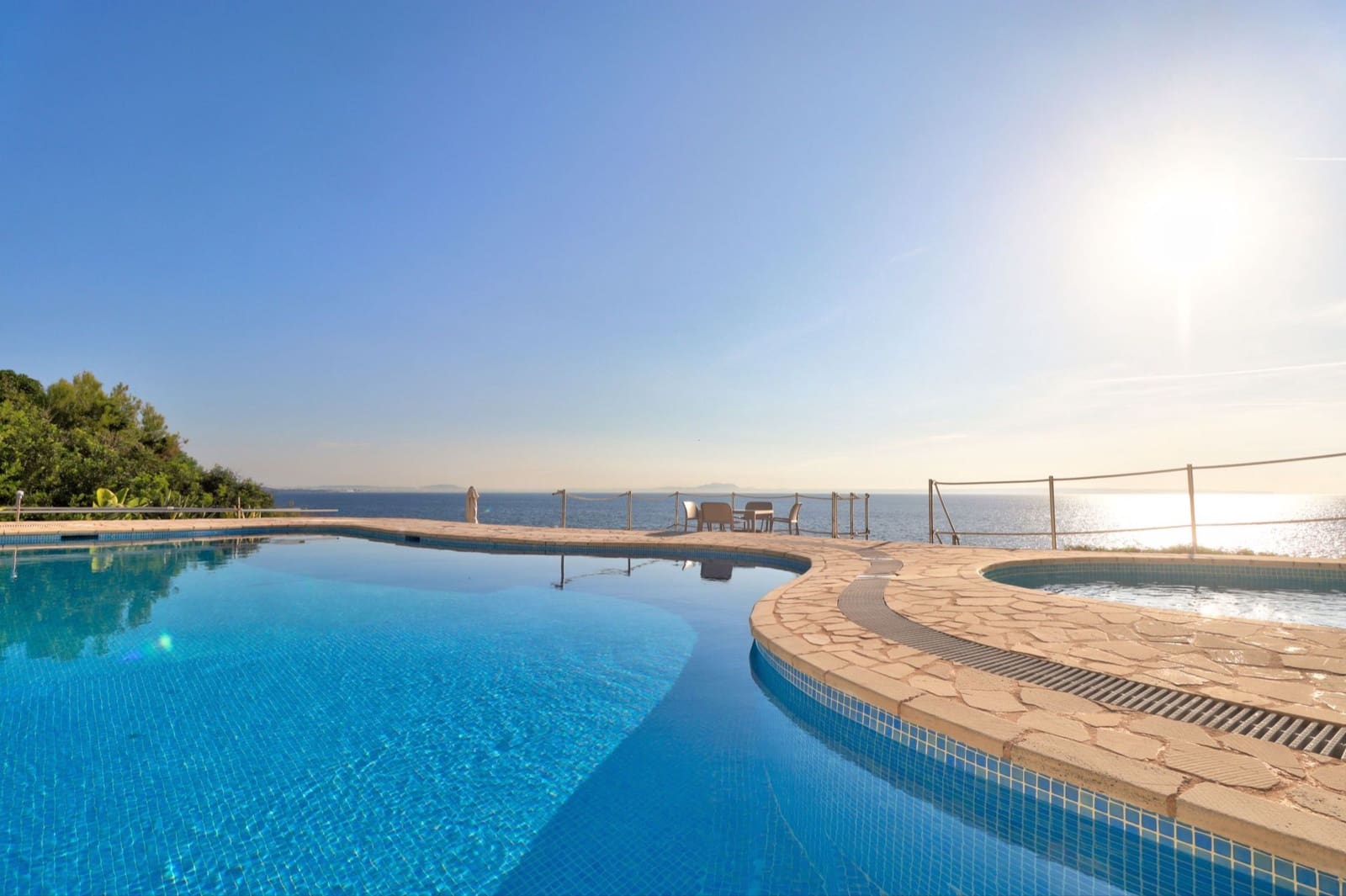 2 soveværelse Lejlighed til salg i Cala Vinyes / Cala Vinyas / Cala Vinas med swimmingpool - € 870.000 (Ref: 9337349)