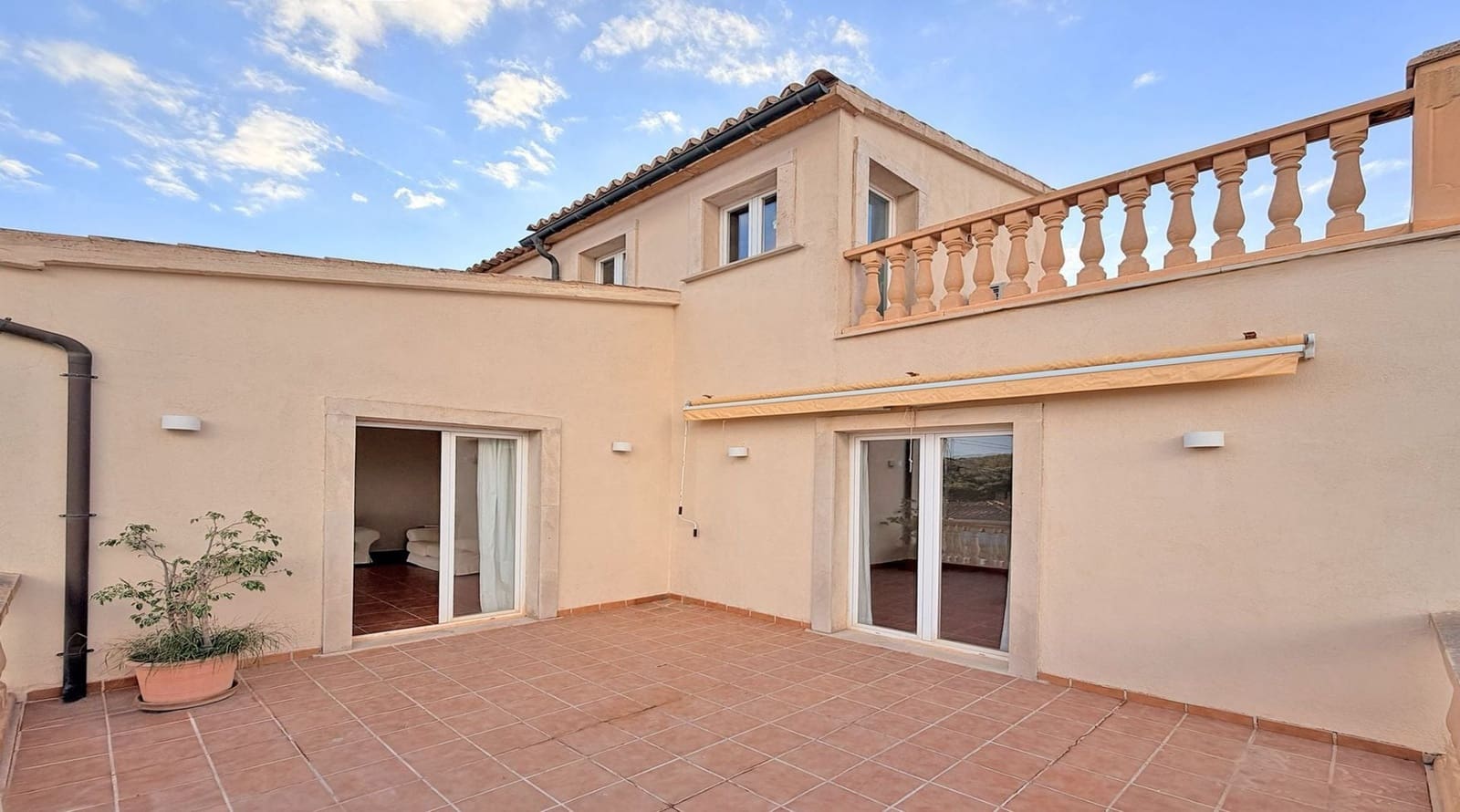 3 bedroom Villa for sale in El Toro / Port Adriano with pool - € 1,190,000 (Ref: 9454700)