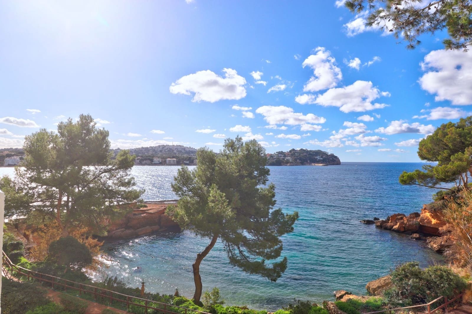 1 bedroom Apartment for sale in Santa Ponsa with pool - € 290,000 (Ref: 9494149)