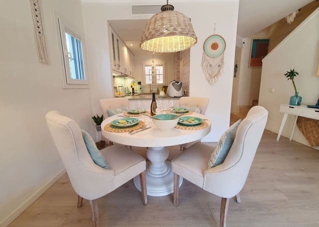 2 sovrum Hus till salu i Es Camp De Mar / El Camp De Mar, Andratx med pool - 820 000 € (Ref: 9511349)