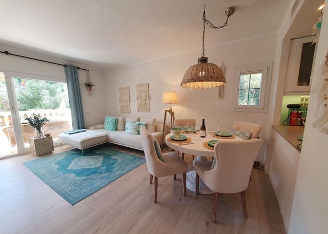 2 sovrum Hus till salu i Es Camp De Mar / El Camp De Mar, Andratx med pool - 820 000 € (Ref: 9511349)