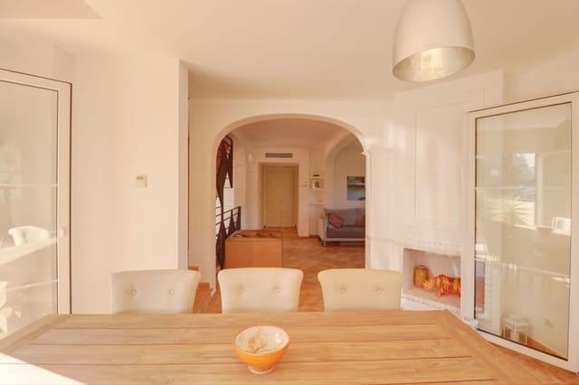 4 makuuhuone Omakotitalo myytävänä paikassa Es Camp De Mar / El Camp De Mar, Andratx - 925 000 € (Ref: 9519374)